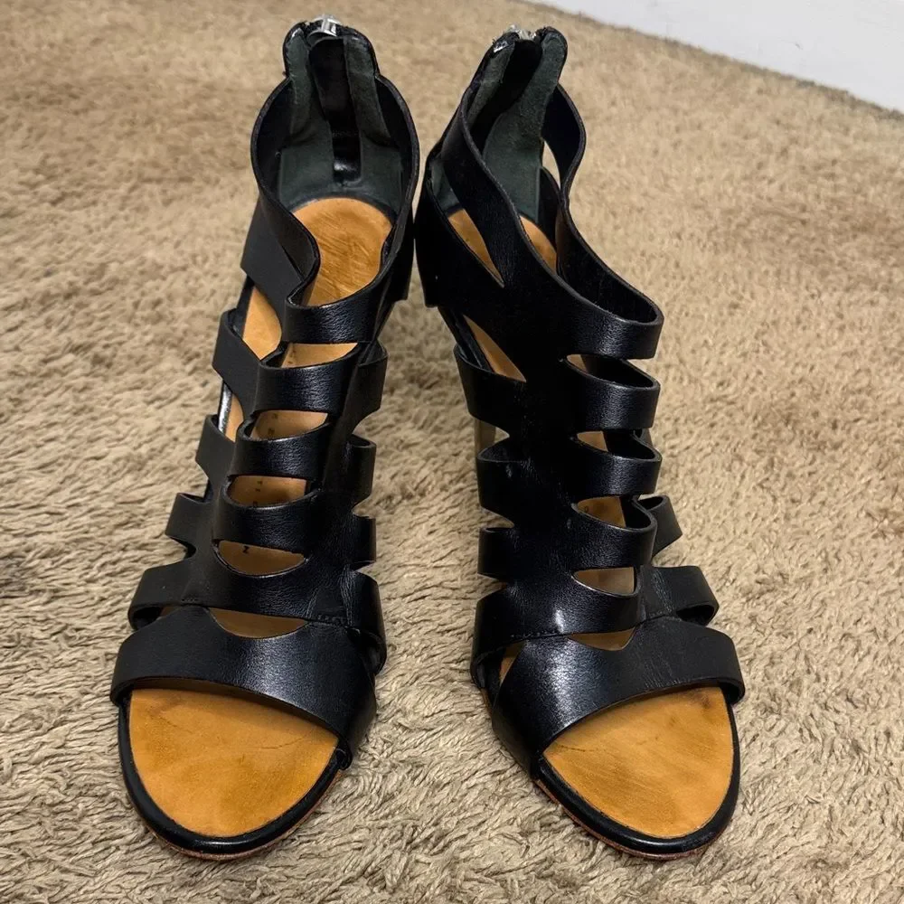 Guiseppe Zanotti Elegant Black Leather Strappy Heels size 8.5 Designer Party
